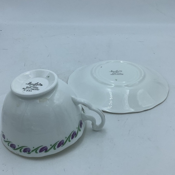 Vintage Mayfair England Bone China Teacup and Saucer with Purple Flowers - Picture 7 of 9